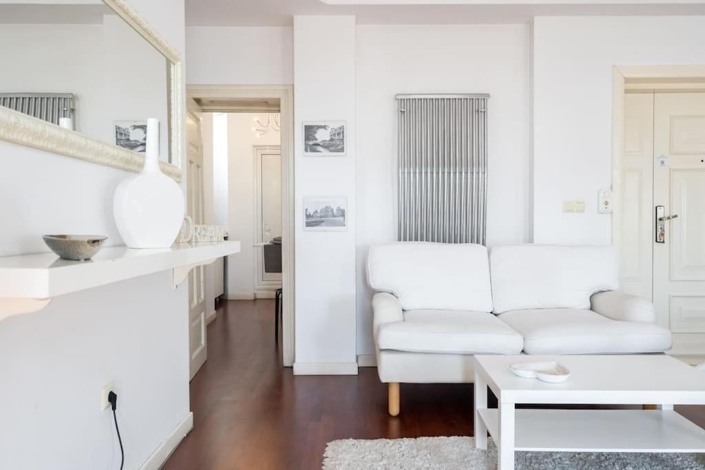 Apartament Mozzafiato By The River Bucureşti