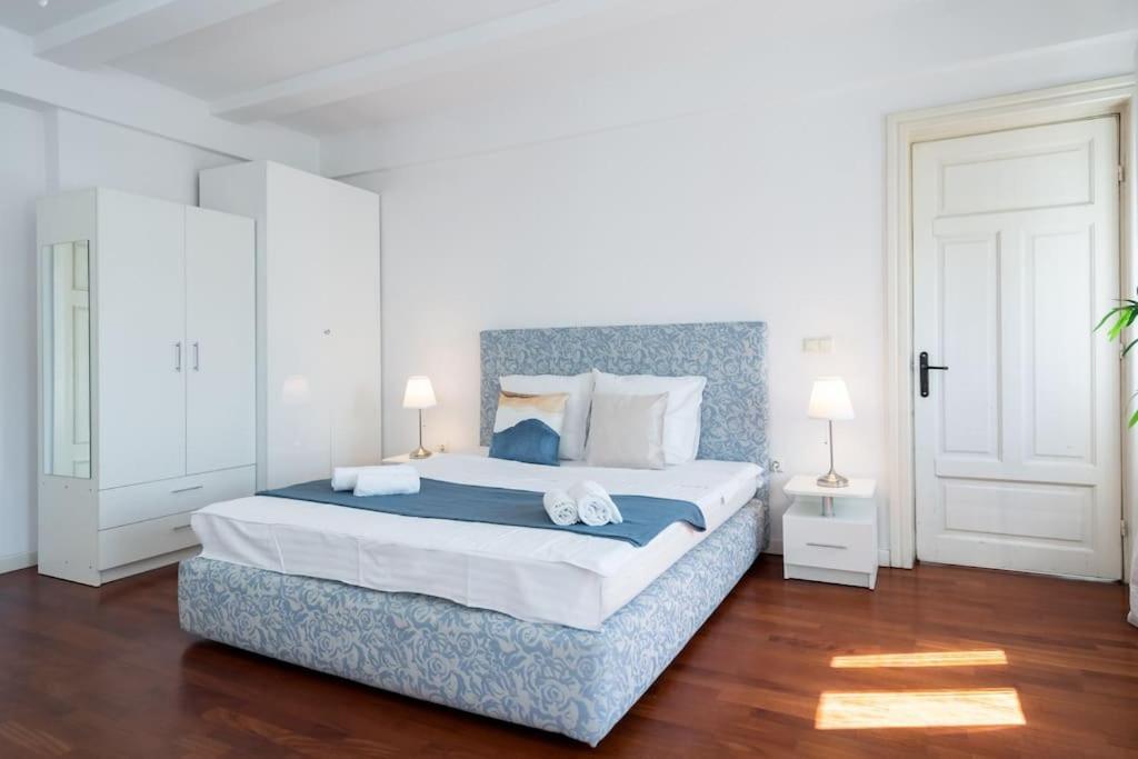 Apartament Mozzafiato By The River
